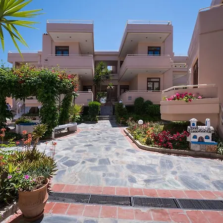 Oscar & Village 4*