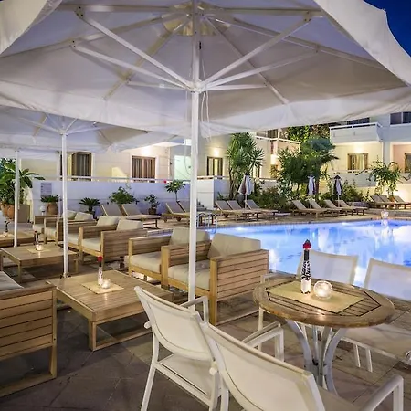 Hotel Oscar Suites&village 4*